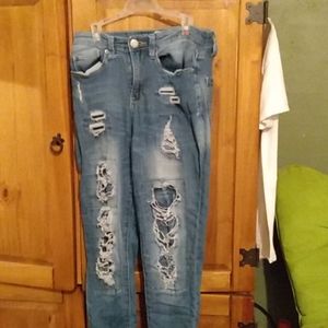 High waisted ripped jeans